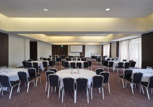 Crowne Plaza Birmingham City by IHG photo 98