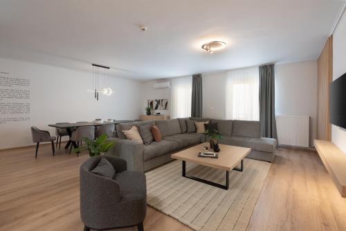 Seven Hills, Boutique Apartments
