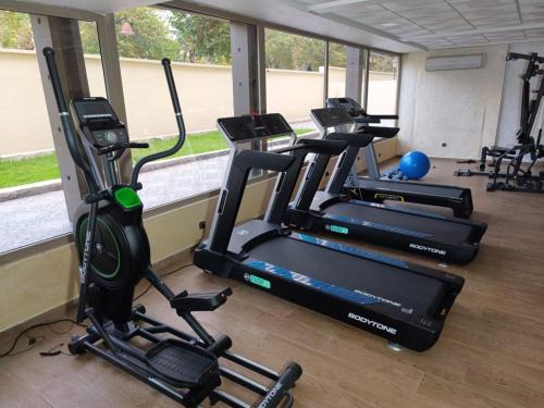 Das Fitnesscenter und/oder die Fitnesseinrichtungen in der Unterkunft Royal Mirage Fes Hotel