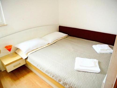 Apartment Paola Novalja,Wifi,Free Parking