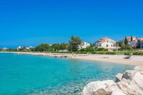 Apartment Paola Novalja,Wifi,Free Parking