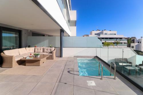 Cala Serena apartment with plunge pool