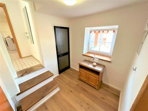 Фотография из галереи BIG Apartment for YOUR DREAM Vacation Bavarian Forest + NETFLIX в городе Schöfweg