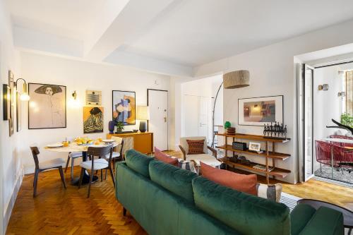 WHome Premium Alfama 2-BR Great for Remote Workers & Digital Nomads