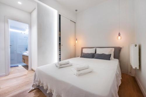 Spitaki-Kolonaki, an exquisite spacious studio