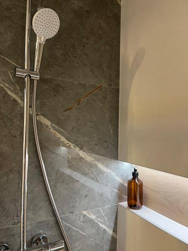 Ένα μπάνιο στο Visit Debrecen 3 Apartman