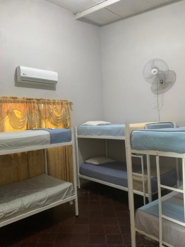 Postel nebo postele na pokoji v ubytování Stella Hostal - Central Park
