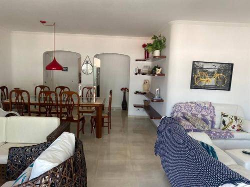 Posezení v ubytování Apto Pé Na Areia - Praia das Astúrias Guarujá-SP