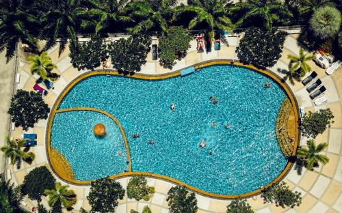 Pemandangan kolam renang di View Talay Condominium by Vlad Property atau di dekatnya