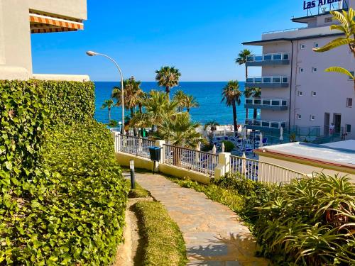 BenalBeach Holiday Appartement 2BDR Beach100m 5 Pools Gardens