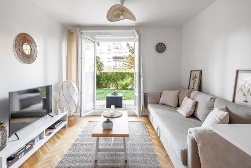 Hermitage Parc 1 Bedroomed groundfloor with garden