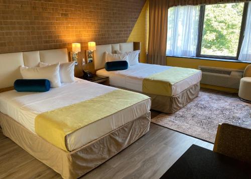 Gallery image of The Lodge Luxury Resort At Lake Harmony in Lake Harmony