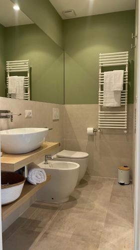 633 APPIA DESIGN ROOM photo 41