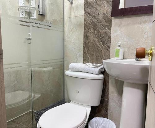 Ein Badezimmer in der Unterkunft Hotel Casa Modelia