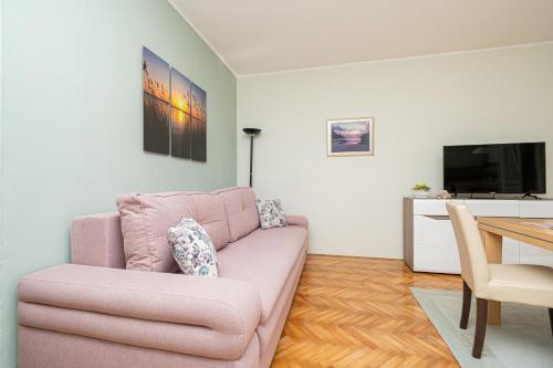 Apartments with parking space Novalja, Pag - 4128