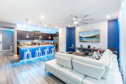 Amazing Home wcinema in Spectacular Resort 29601 photo 5