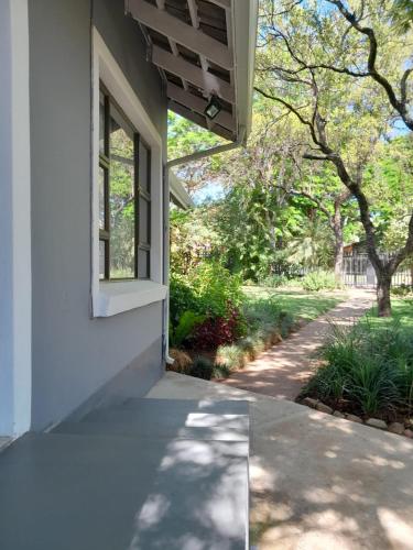Κήπος έξω από το Ebenezer Self Catering