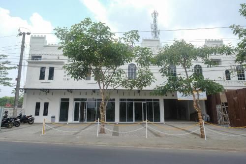 El edificio en el que está el hotel