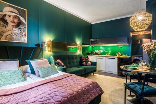 Зона вітальні в Beautiful Studios Słowackiego by Noclegi Renters