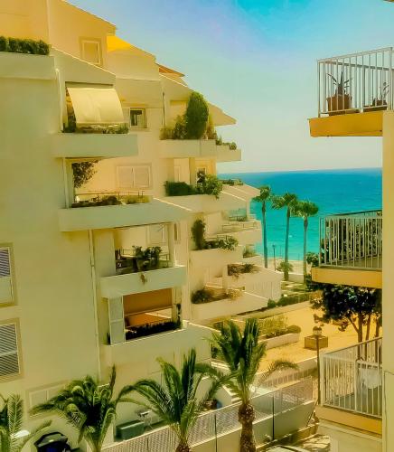 Apartamento primera línea con acceso privado a la playa