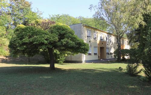 Ózon Apartman 7400 Kaposvár, Zaranyi lakótelep 3. kép - 3