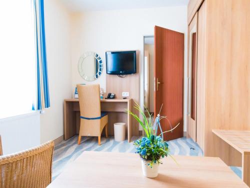 Inselhotel Bruns photo 42