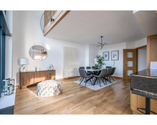 Η κουζίνα ή μικρή κουζίνα στο Central Belfast Apartments Pottinger's Quay