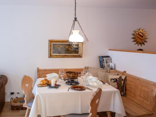 Apartment Chesa Narcissa F4 by Interhome