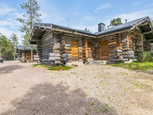 Budova, kde se prázdninový dům nachází