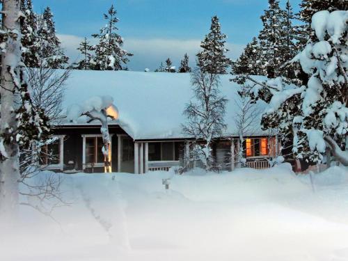 Holiday Home Tunturituuli b by Interhome v zimě