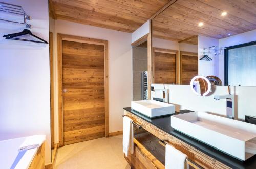 Chalet Orlov by Les Etincelles photo 3