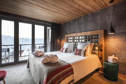 Chalet Orlov by Les Etincelles