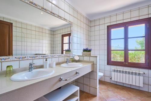 Un baño de Finca Pujolet
