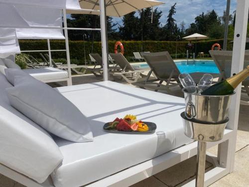 Bazén v ubytovaní Hotel Encinar de Sotogrande alebo v jeho blízkosti