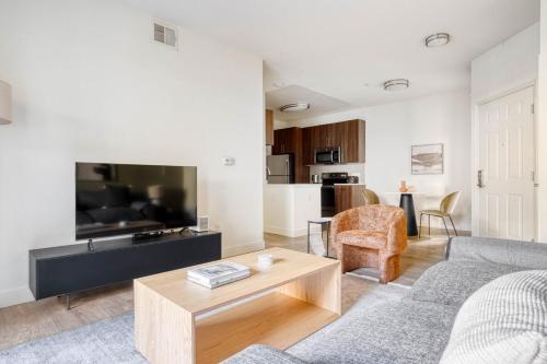 Φωτογραφία από το άλμπουμ του Sunnyvale 1br w pool ac wd near highways SFO-1135 σε Σανιβέιλ