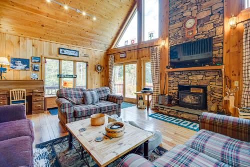 Afbeelding uit fotogalerij van Secluded Wilmington Retreat about 4 Mi to Mount Snow in Wilmington