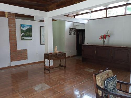 Ruang duduk di Hacienda San Rene