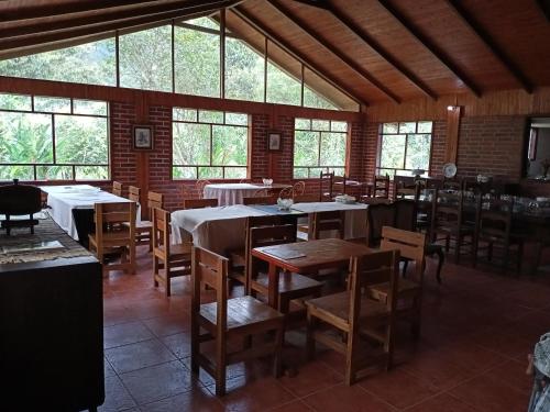 Restoran atau tempat lain untuk makan di Hacienda San Rene