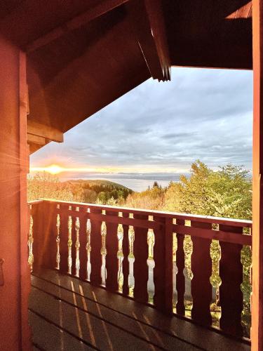 Μπαλκόνι ή βεράντα στο Chalet Mouflon - Vue lac imprenable