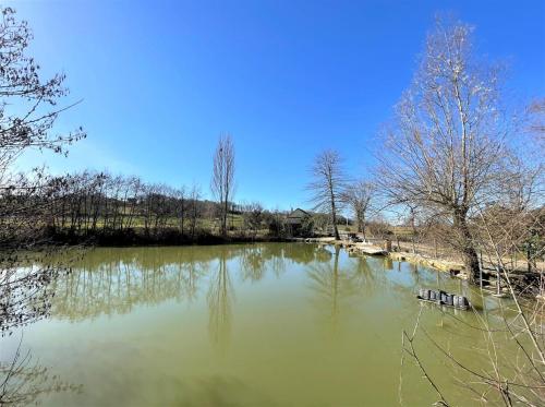 Φυσικό τοπίο κοντά σε αυτή η παραθεριστική κατοικία