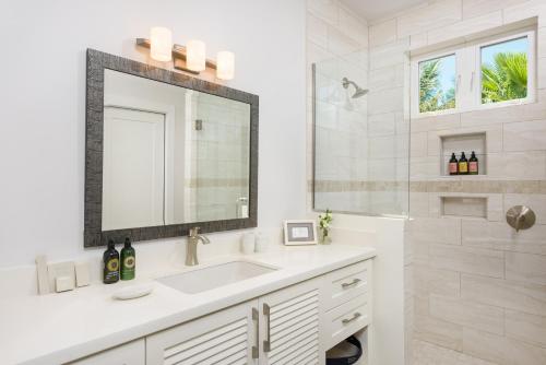 Salt Air Villa photo 3