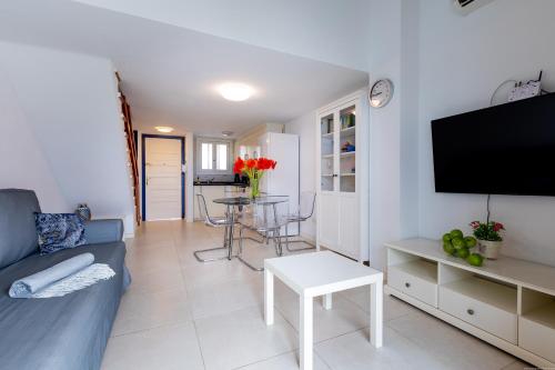 Duplex apartment in Las Americas