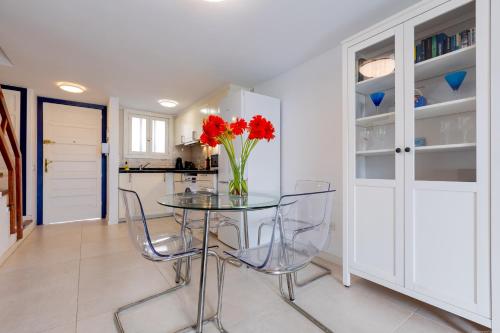 Duplex apartment in Las Americas