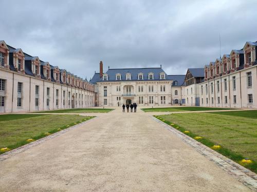 Fotografie z fotogalerie ubytování Appartement Vintage avec vue sur le château v destinaci Pierrefonds