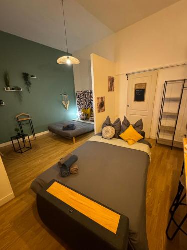 Charmant appartement climatisé aux pieds de la cité