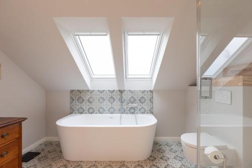Bilik mandi di Ferienhaus Deichglück
