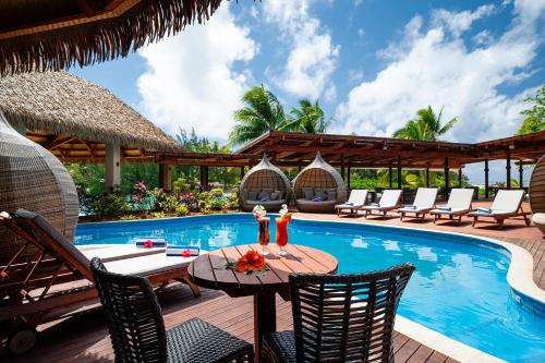 Bazén v ubytovaní Aitutaki Lagoon Private Island Resort (Adults Only) alebo v jeho blízkosti