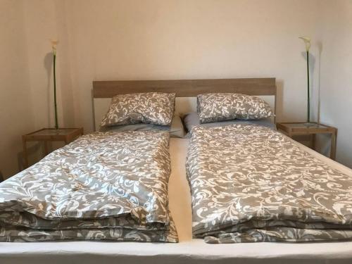 Ένα ή περισσότερα κρεβάτια σε δωμάτιο στο Apartments by the sea Novalja, Pag - 21646