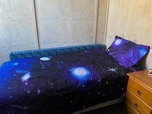 Una cama o camas en una habitación de Nambucca Lodge