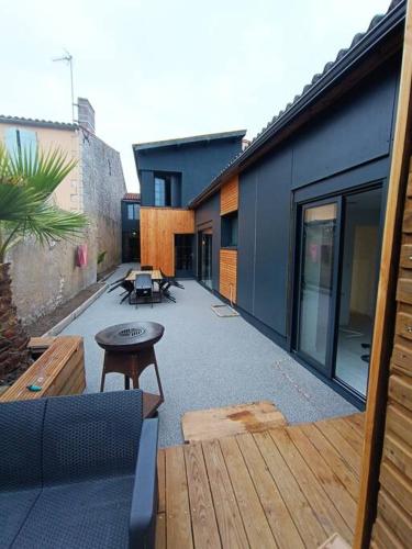 villa la chamat 16 personnes